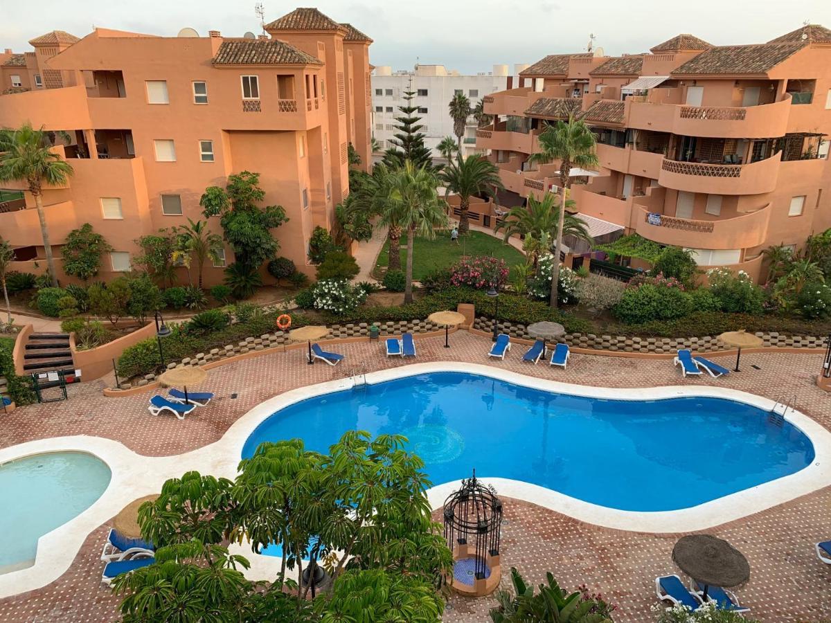 Apartementos Almerimar Golf ภายนอก รูปภาพ