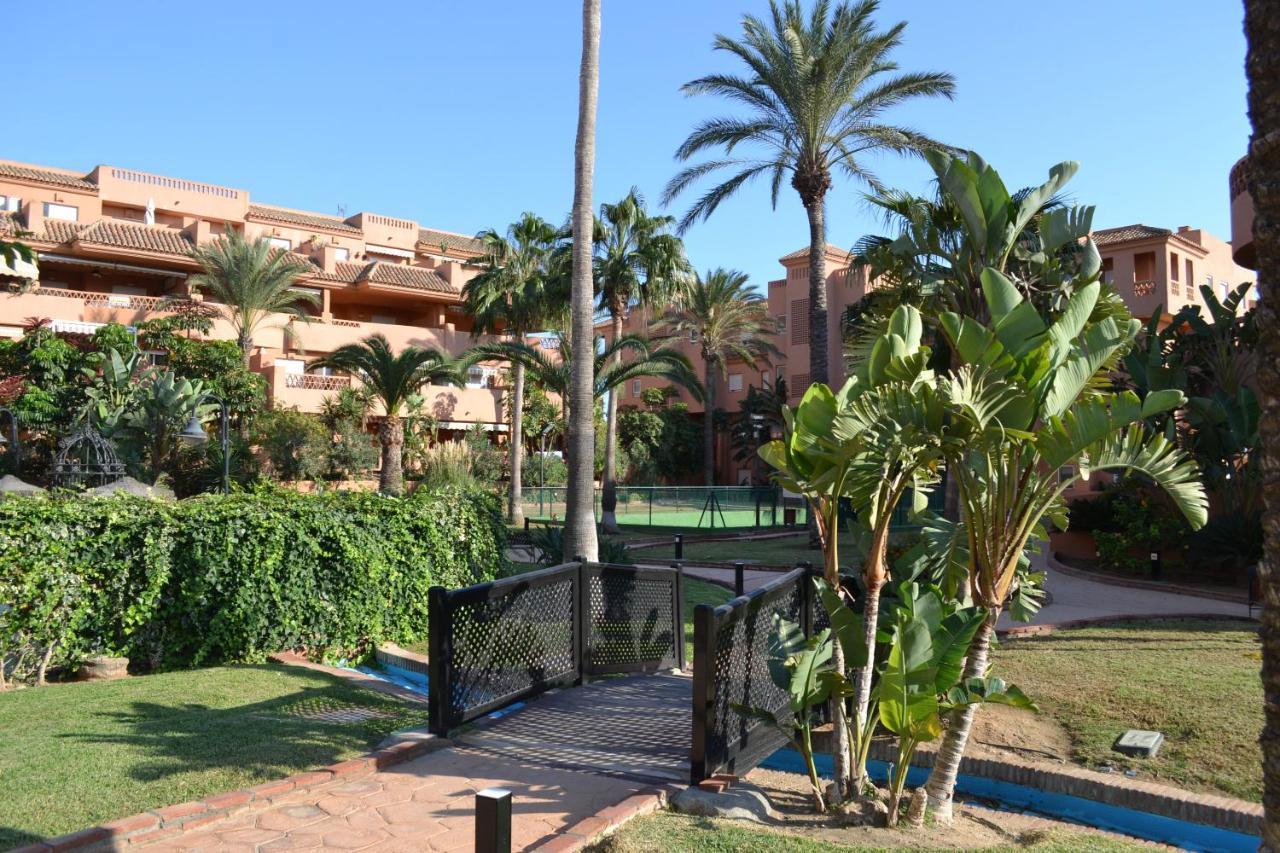Apartementos Almerimar Golf ภายนอก รูปภาพ
