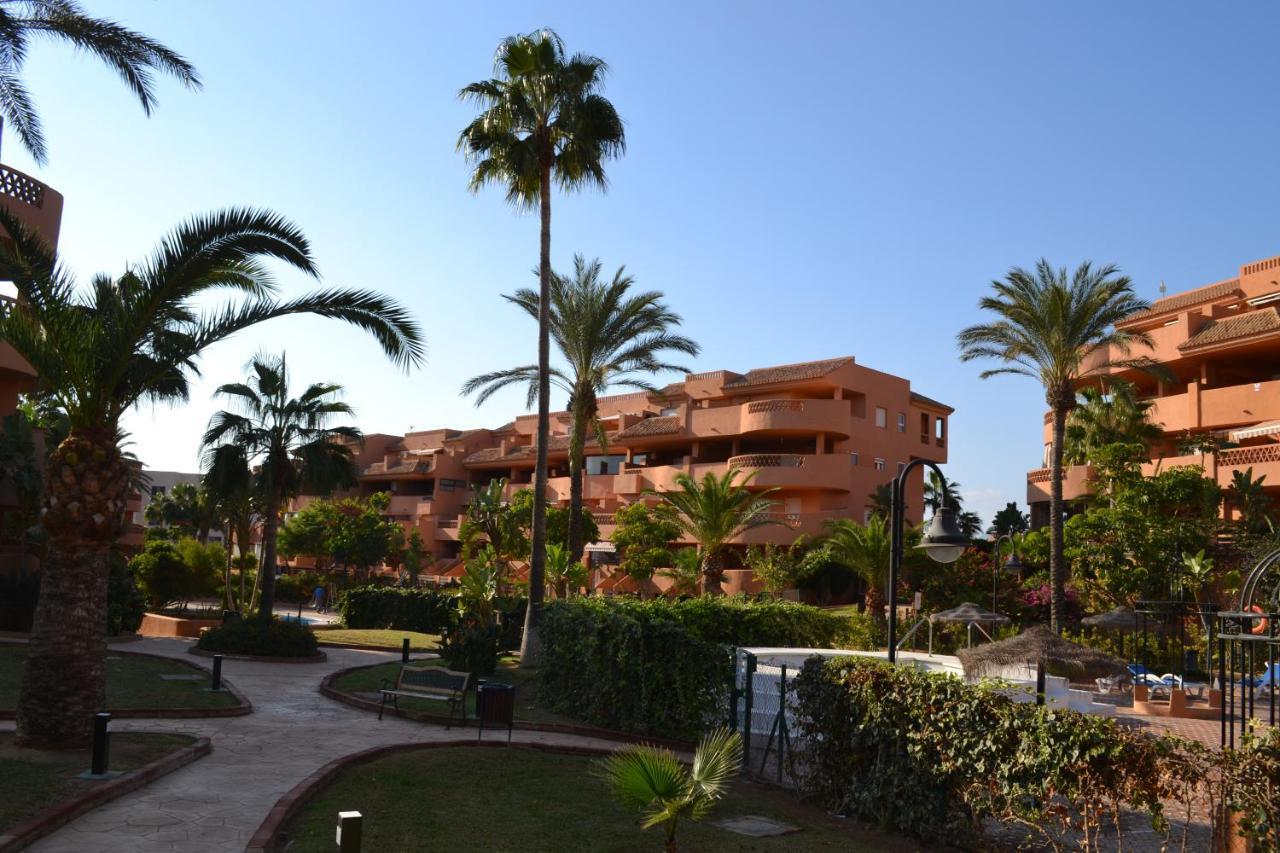 Apartementos Almerimar Golf ภายนอก รูปภาพ
