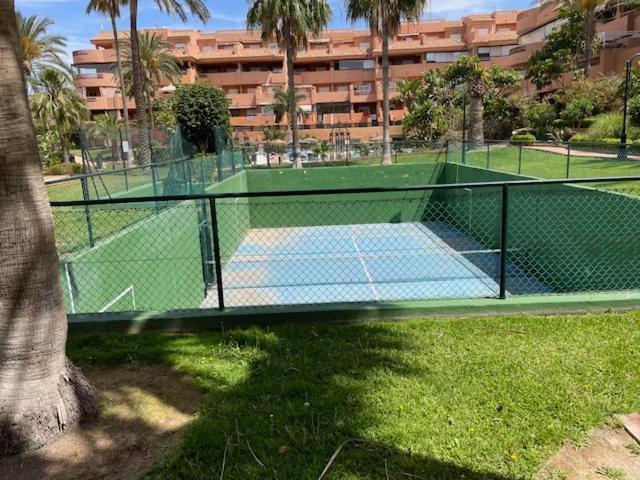 Apartementos Almerimar Golf ภายนอก รูปภาพ
