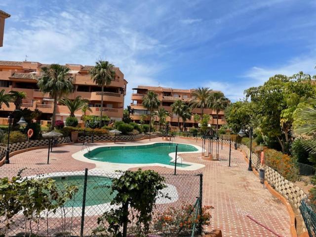 Apartementos Almerimar Golf ภายนอก รูปภาพ